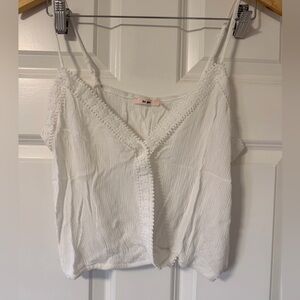 Francesca's Collections White Lace-Trim V-Neck Cropped Camisole